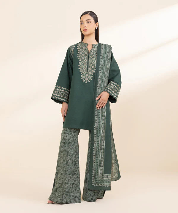 3 Piece - Embroidered Light Khaddar Suit